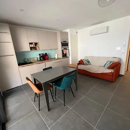 Marie 2 Confort Climatise 1 Proche Apartment Le Grau-du-Roi