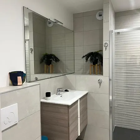 Appartement Marie 2 Confort Climatise 1 Proche